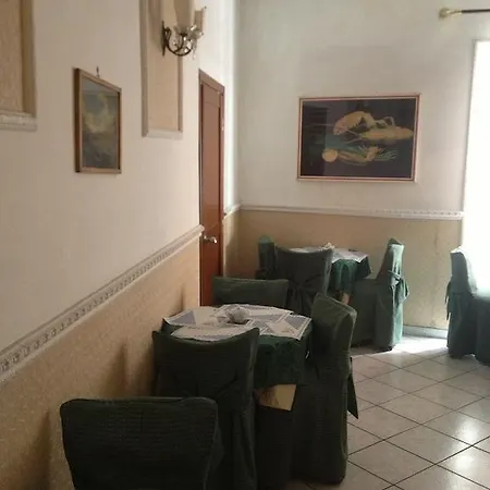 Repubblica Hotel 3*