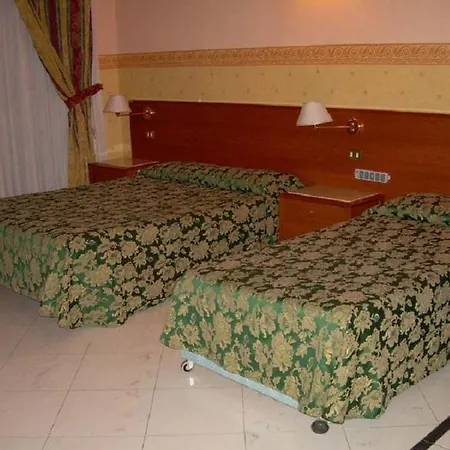Repubblica 3* Roma