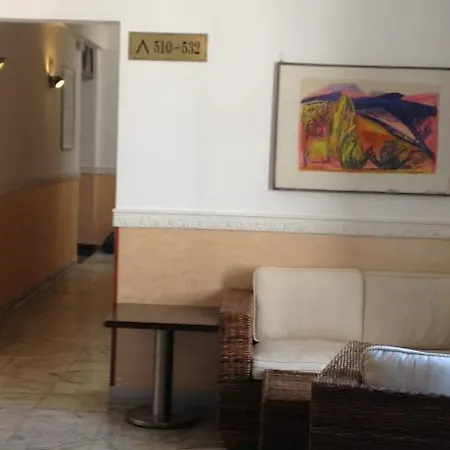 Repubblica 3* Roma